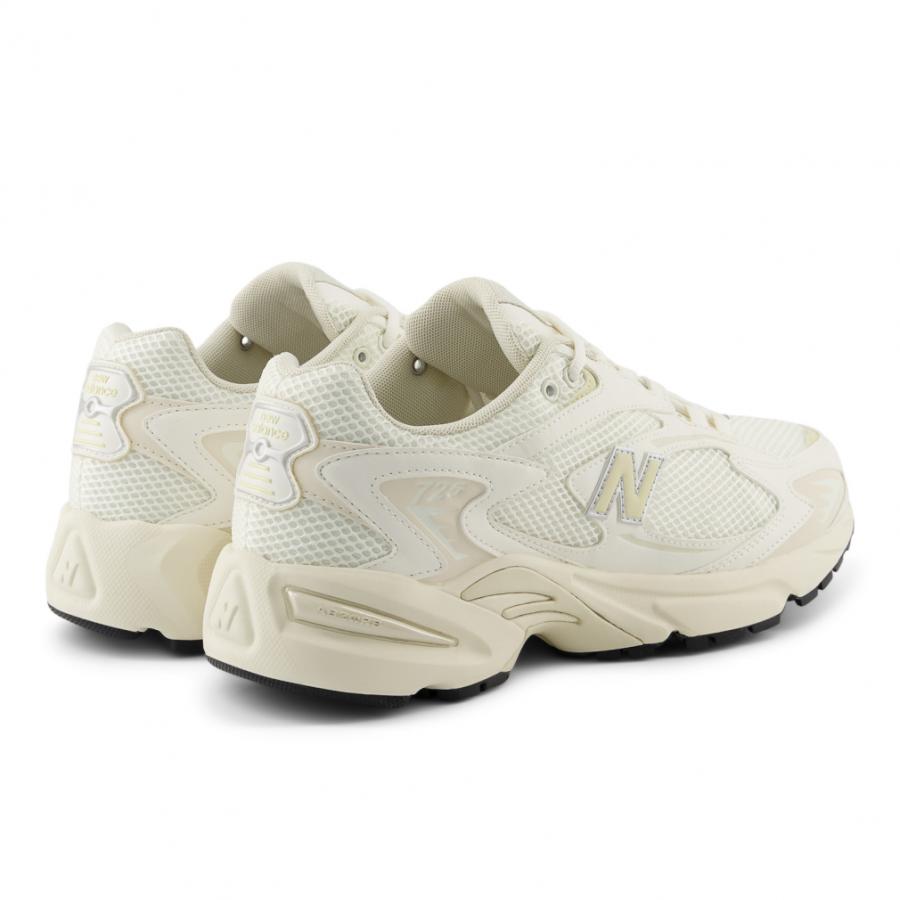 New Balance ニューバランス ML725 CH D スニーカー : クリーム - 画像 (4)